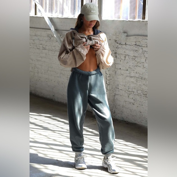 NWT Joah Brown Oversized Jogger Sweatpants M/L - Picture 8 of 15